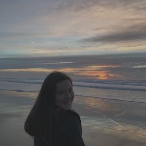 Meet your Posher, Emma